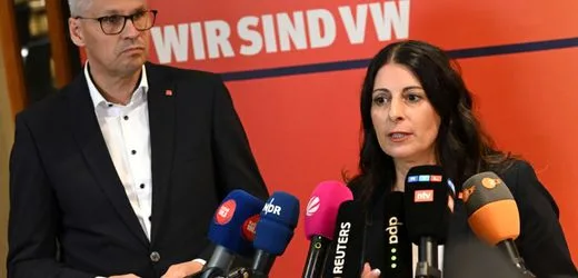Volkswagen: Arbeitnehmer wollen Vorstand zu Gesprächen zwingen