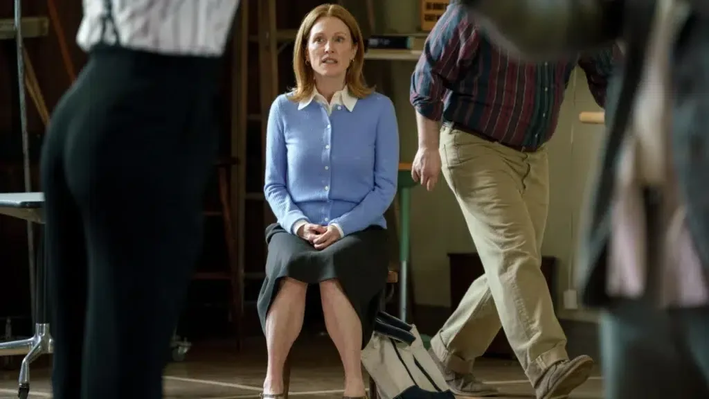 ‘A Grande Estreia’: Comédia musical com Julianne Moore ganha trailer LEGENDADO; Confira!
