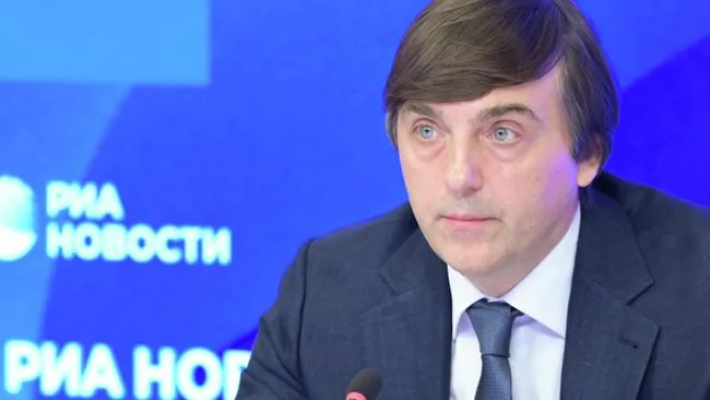 Кравцов рассказал о праве девятиклассников получить рабочую профессию