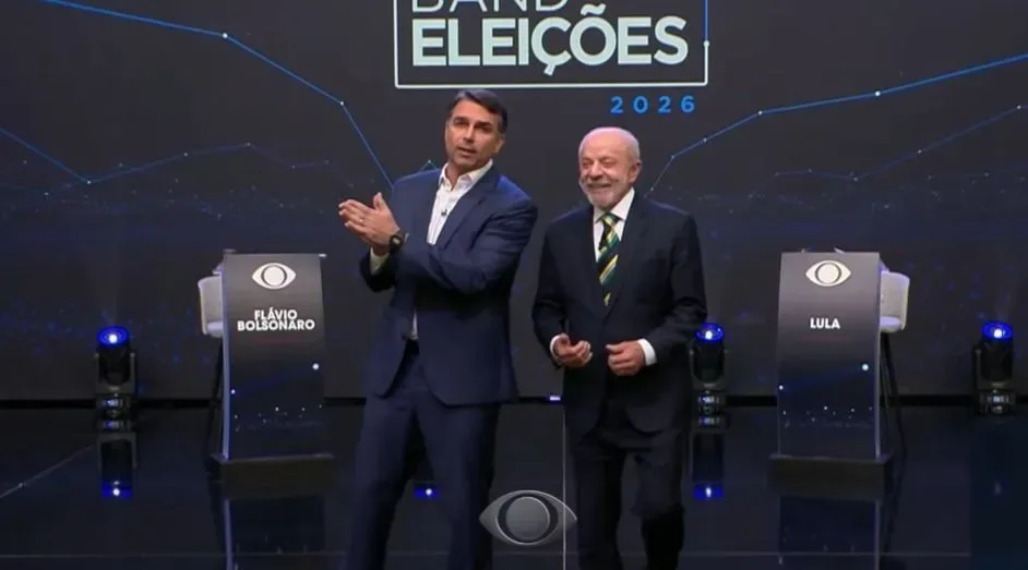 Lula diz querer distância de “miliciano”; Flávio, que terá carteira roubada