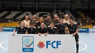 Famoso reggaetonero cumple su sueño de niño y compra un equipo de fútbol