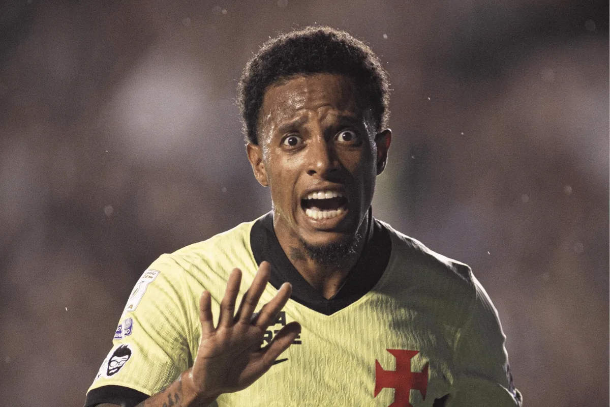 Vasco vence Cruzeiro e deixa a zona de rebaixamento do Brasileirão