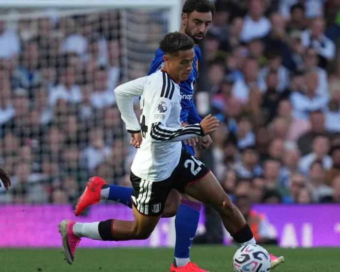 Fulham v Manchester United: Premier League – live