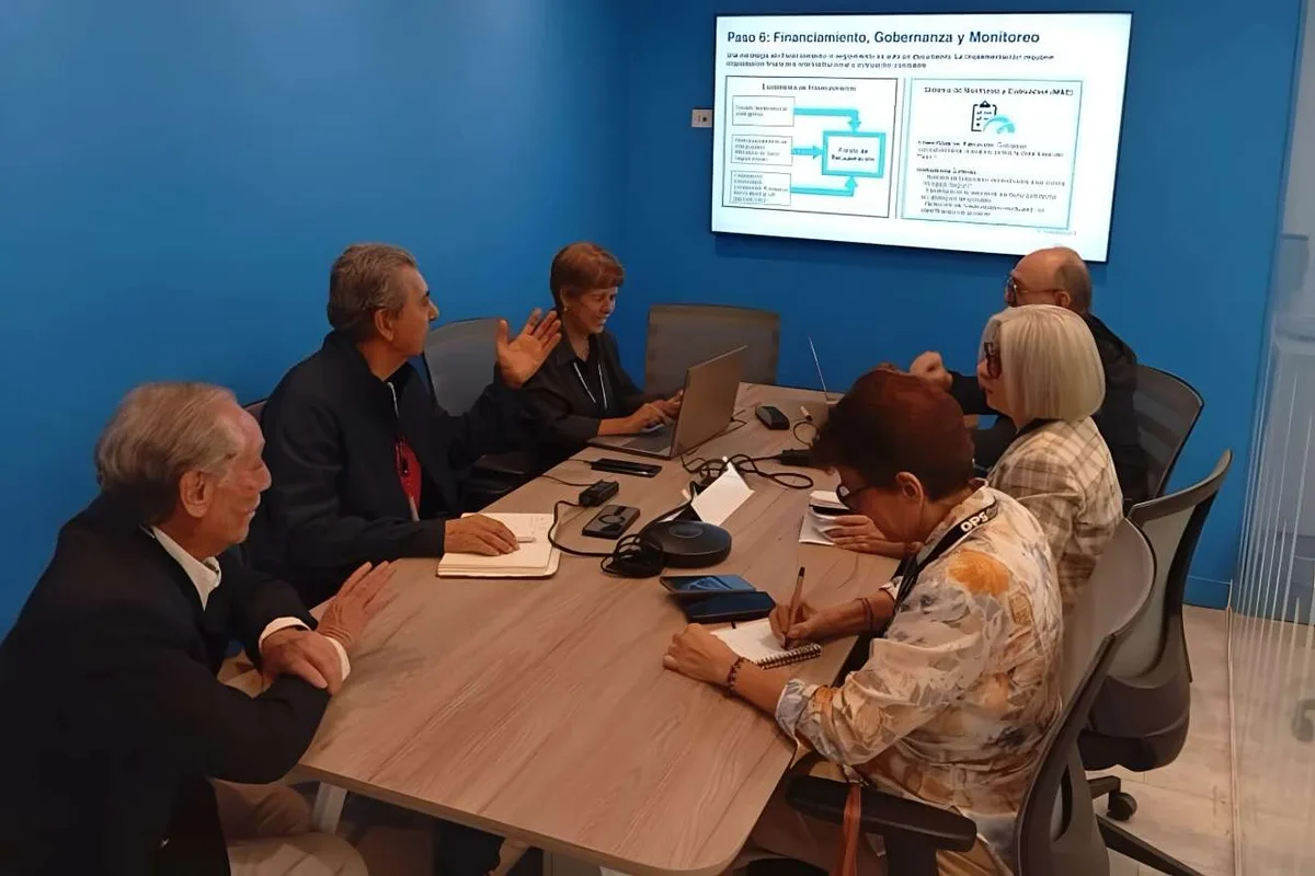 Sector farmacéutico y OPS evalúan daños en la cadena de suministro