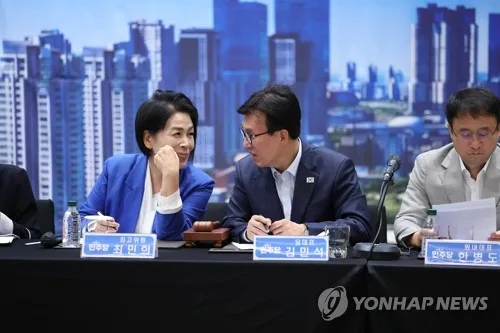 '친청' 한민수, 金겨냥 "오만·독선 경계해야"…'석청갈등' 여진
