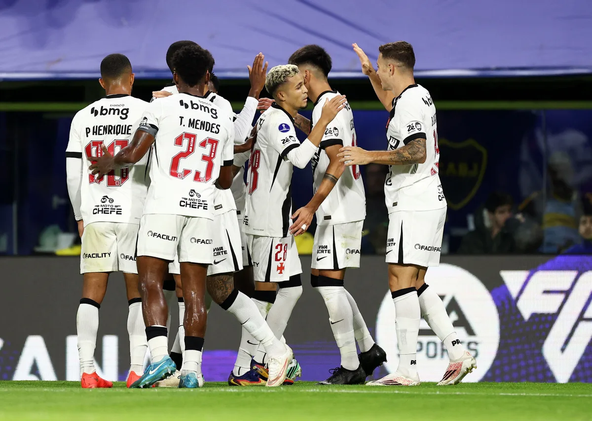 Vasco é o quarto brasileiro a vencer o Boca na Bombonera em mata-mata