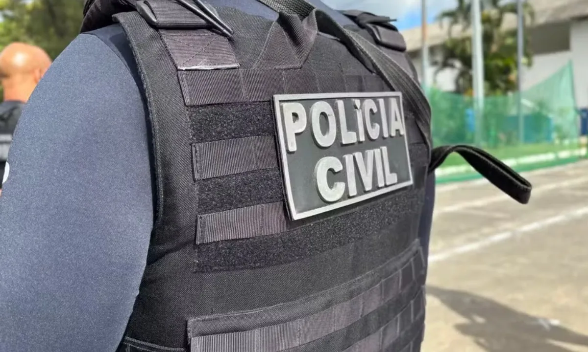 Homem é preso suspeito de matar duas pessoas durante assalto em Salvador; vítimas estavam em moto que bateu