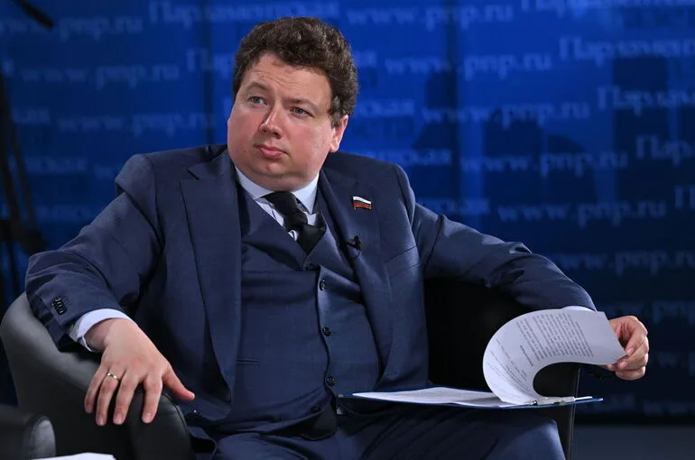 Сенатор Шендерюк-Жидков: РФ продаст США летний дизель, который не потребуется зимой