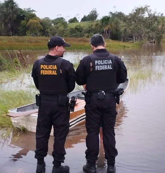 Polícia destrói laboratório de cocaína e prende brasileiros próximo ao AC