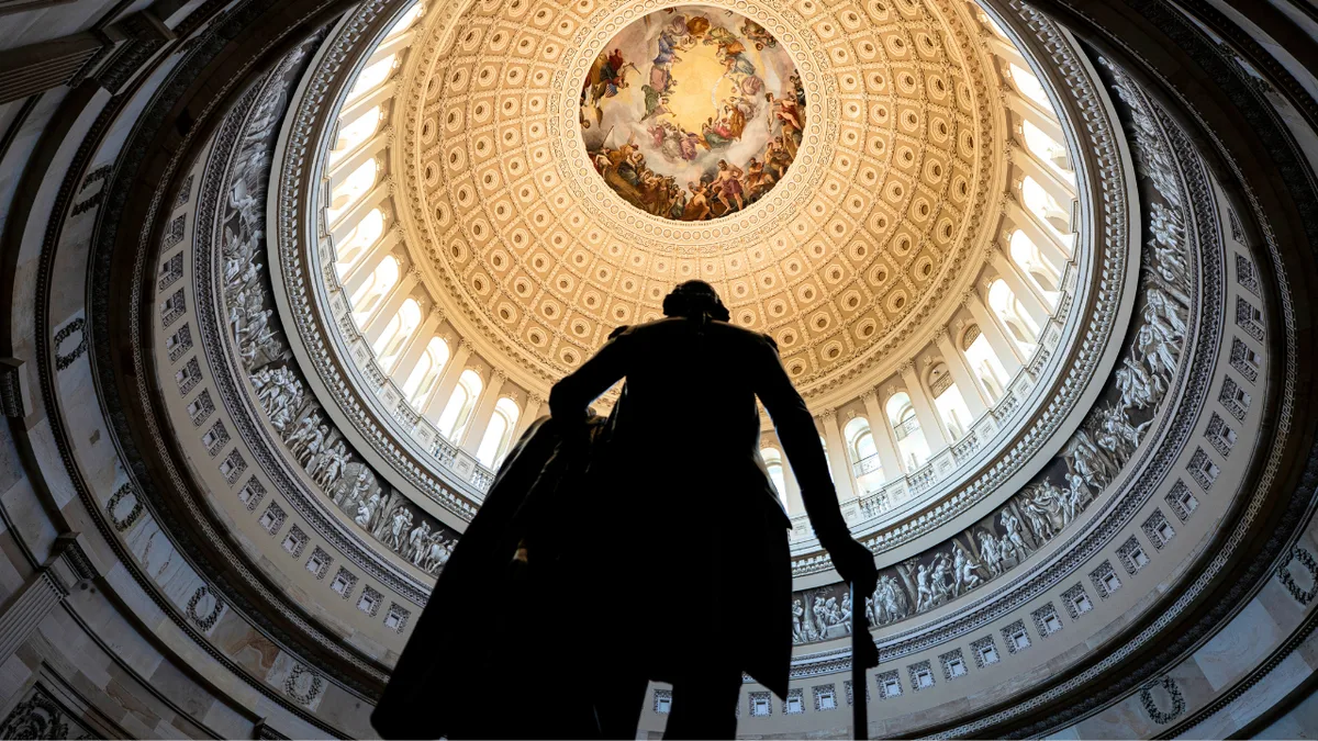 Redistricting gives Republicans an edge, but affordability will decide the midterms