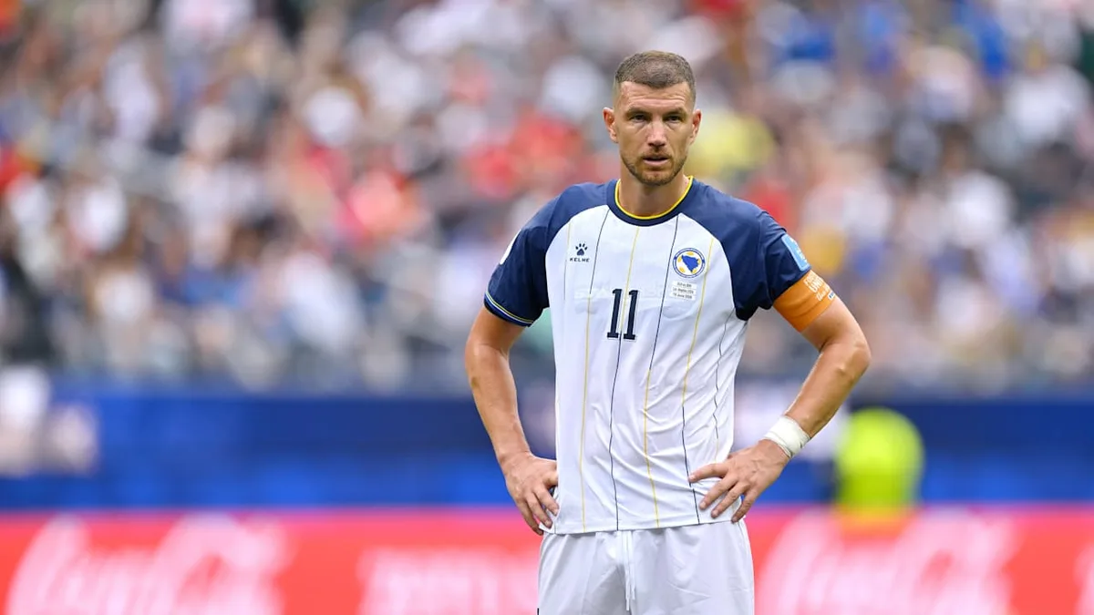 Er wird noch einmal auflaufen - Dzeko tritt aus Nationalmannschaft zurück