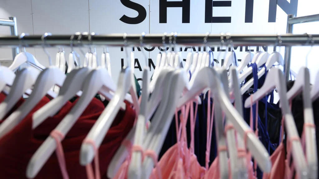 Le géant de l'ultra fast-fashion Shein est sur le point d'entrer en Bourse