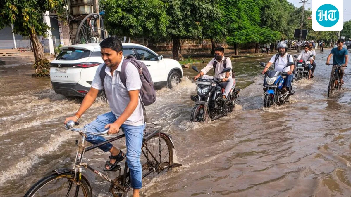 Orange alert as rain leaves Gurugram waterlogged; disrupts traffic