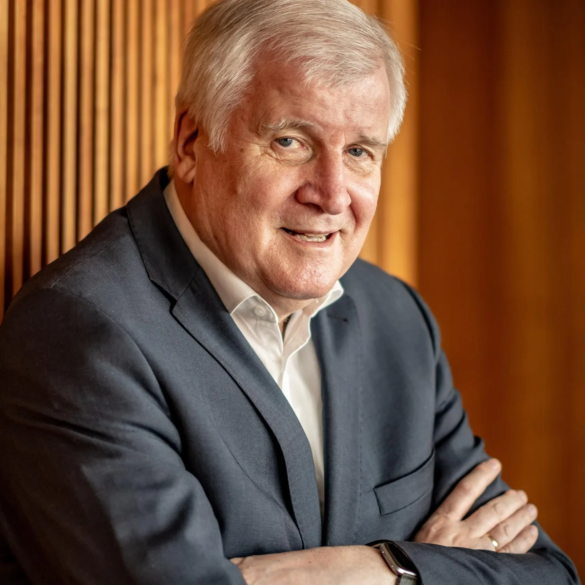 Union - Seehofer attackiert Merz vor CDU-Führungsklausur: "Diese pauschale Sprache geht völlig an der Realität vorbei"