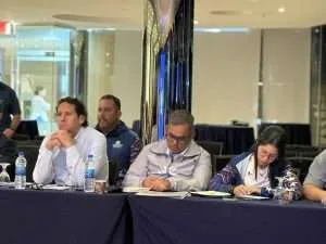 Venezuela desplegará equipos para evaluar centros educativos en Panamá