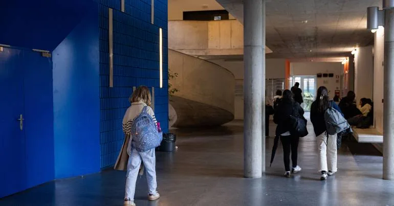 Docentes sem habilitação profissional querem ocupar vagas