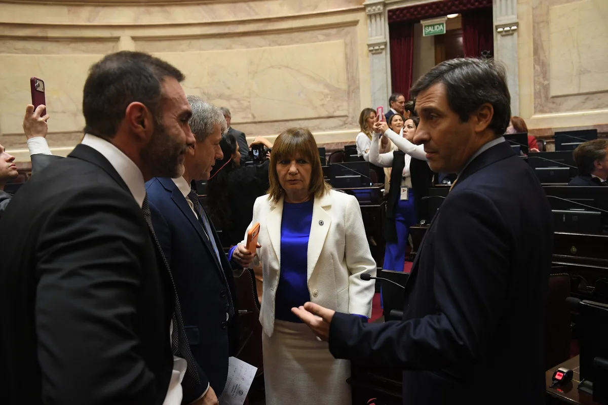 Con la eliminación de las PASO como principal obstáculo, LLA abrirá en septiembre el debate por la reforma política