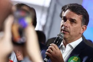 Moro, Jorginho e Zucco intensificam agendas de campanha para Flávio neste sábado