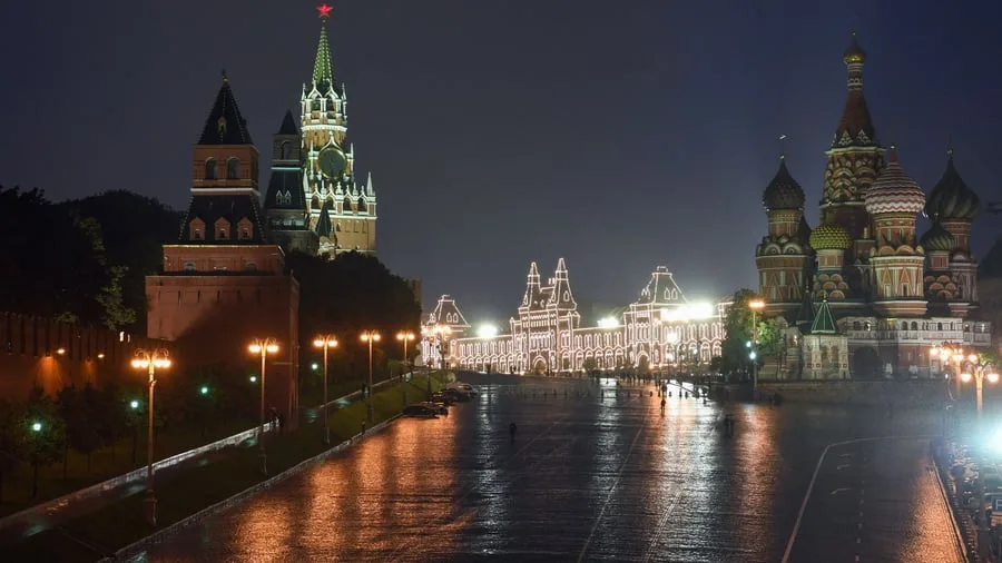 Ukraine-Krieg: Bürgermeister: Moskau mit Hunderten Drohnen attackiert