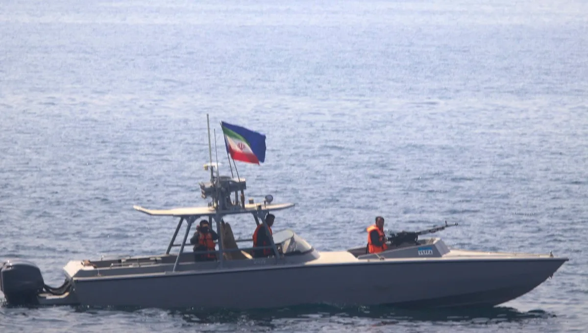 Estados Unidos destruyó dos lanchas rápidas iraníes que intentaban capturar un dron marino del CENTCOM