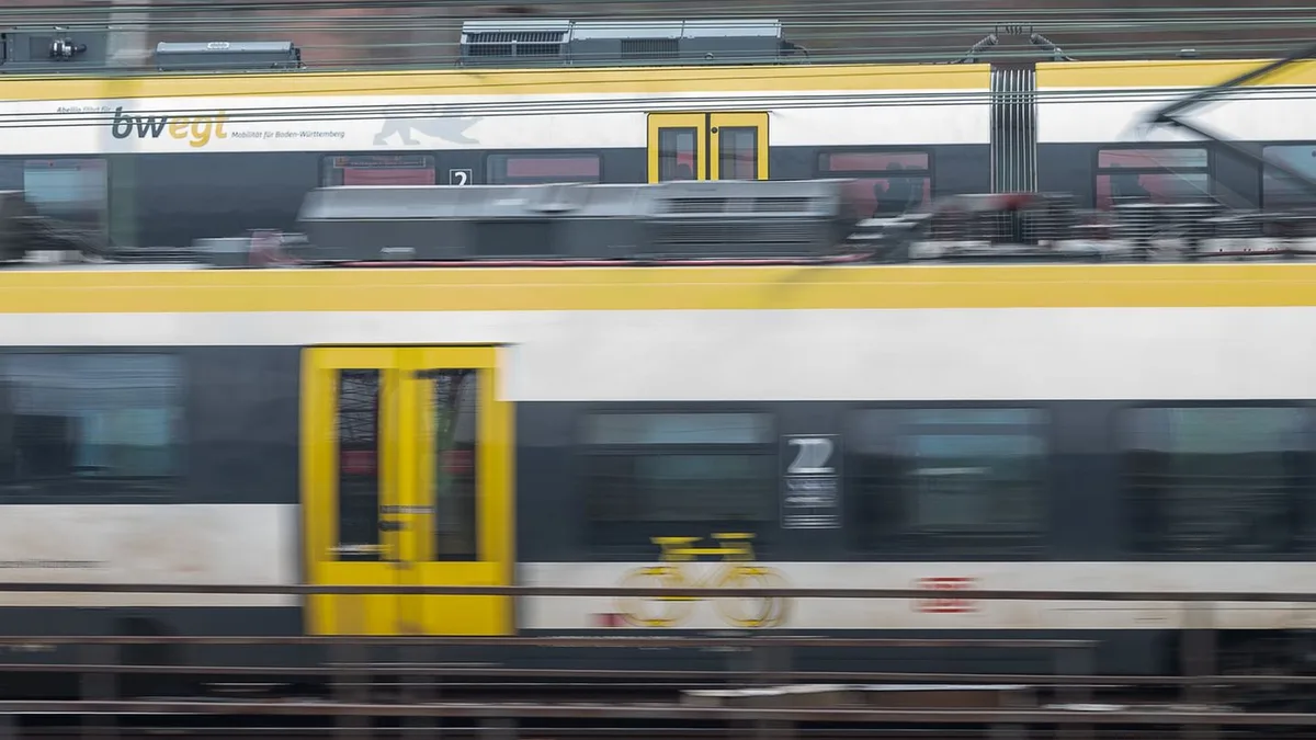 Für Schüler fahren Busse: Gleisschäden bremsen beliebte Pendler-Bahn aus