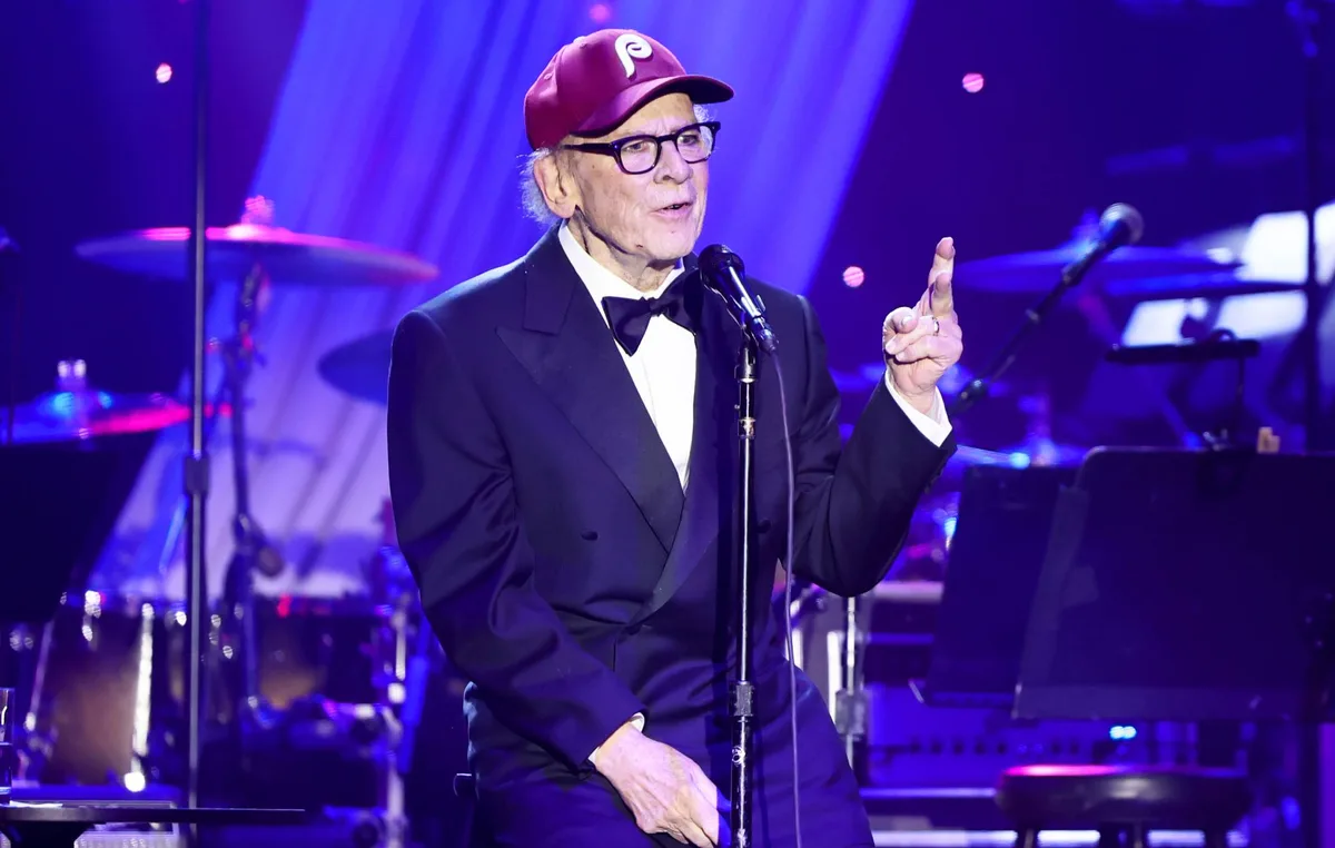 Art Garfunkel postpones UK tour after being diagnosed with respiratory infection