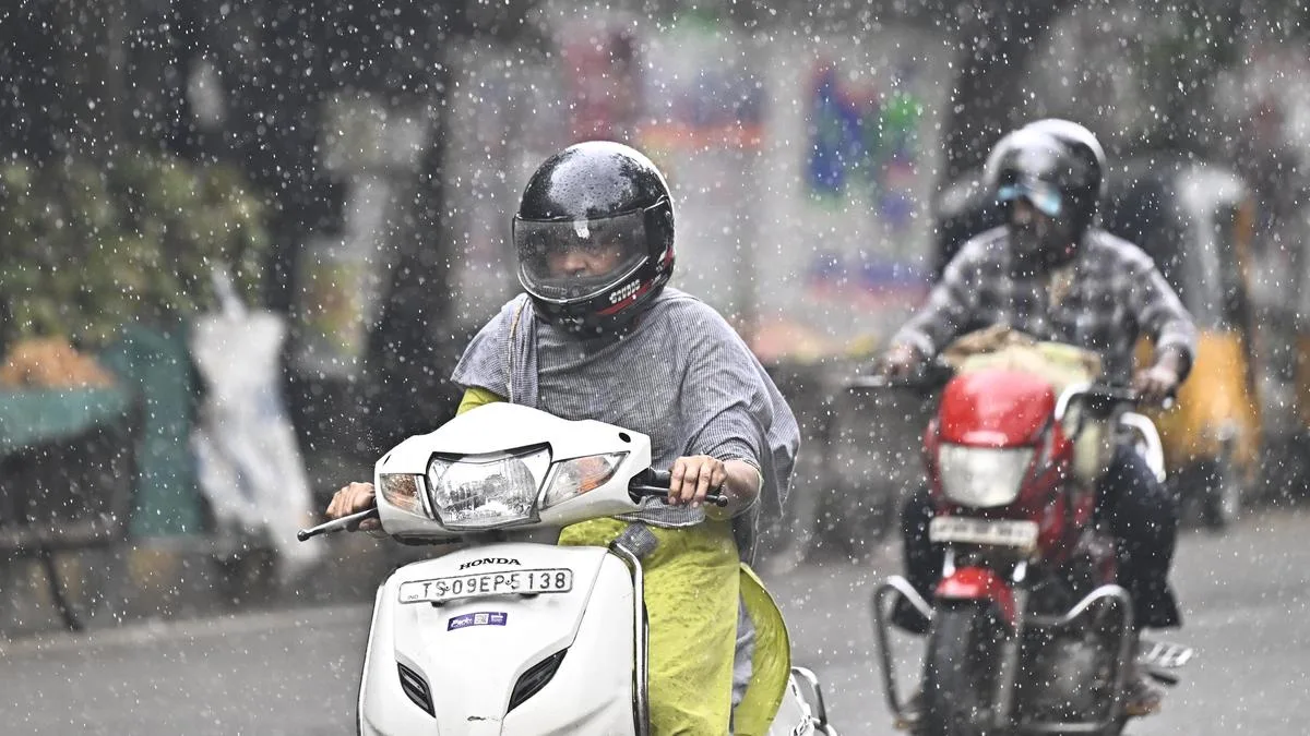Bay trough may bring rain, relief from heat in Telangana
