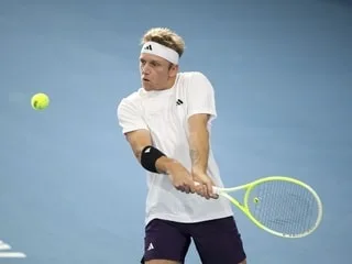 Tennis. Alejandro Davidovich bat Rafael Jodar et remporte son premier Masters 1000 à Shanghai