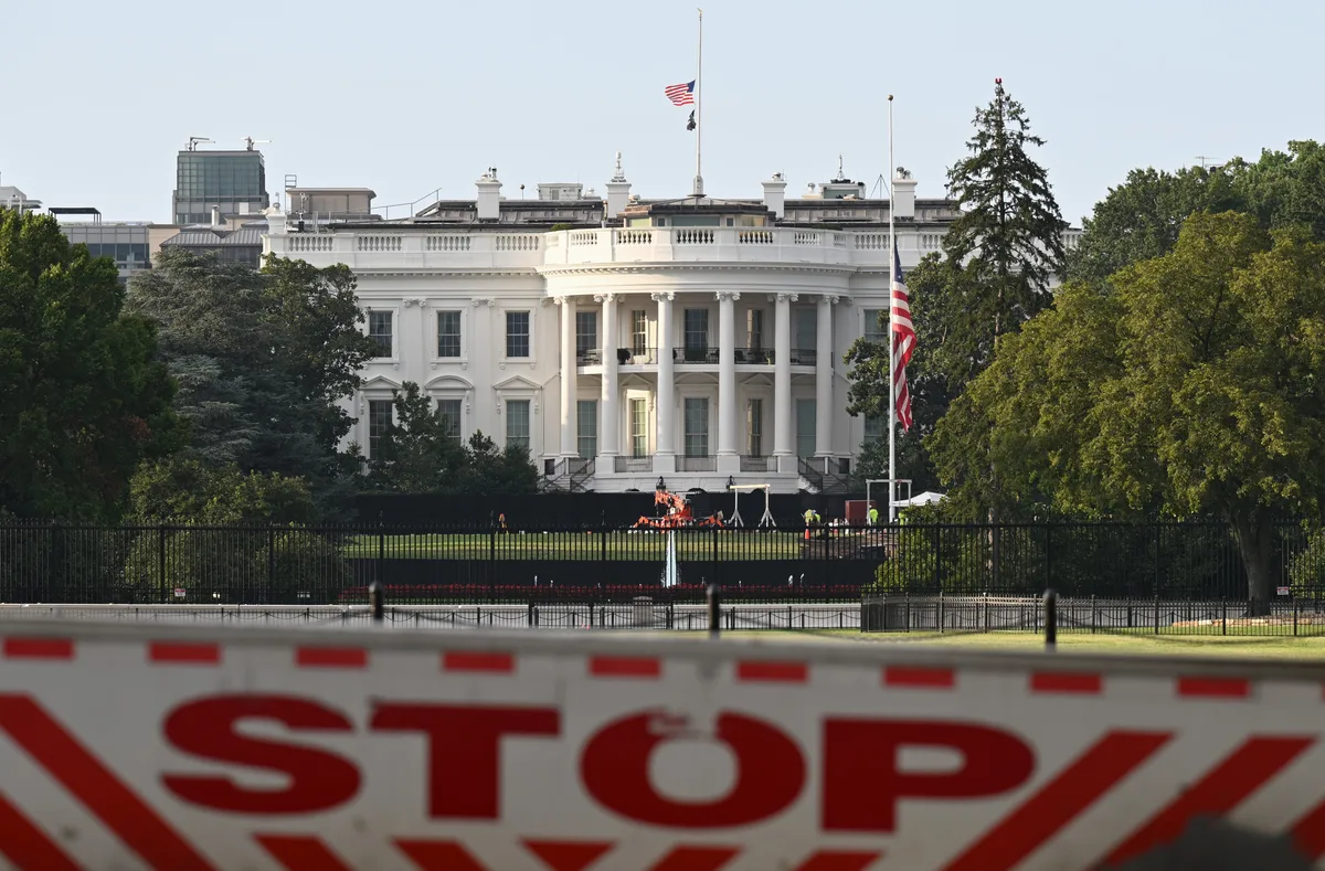 La Corte Suprema habilitó a Trump a seguir con la construcción de su polémico salón de baile en la Casa Blanca