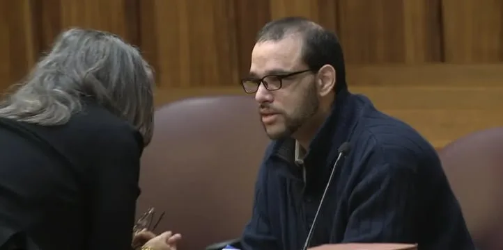 La jueza aparta definitivamente a un miembro del jurado del proceso de sentencia contra el cubano Alberto Sierra