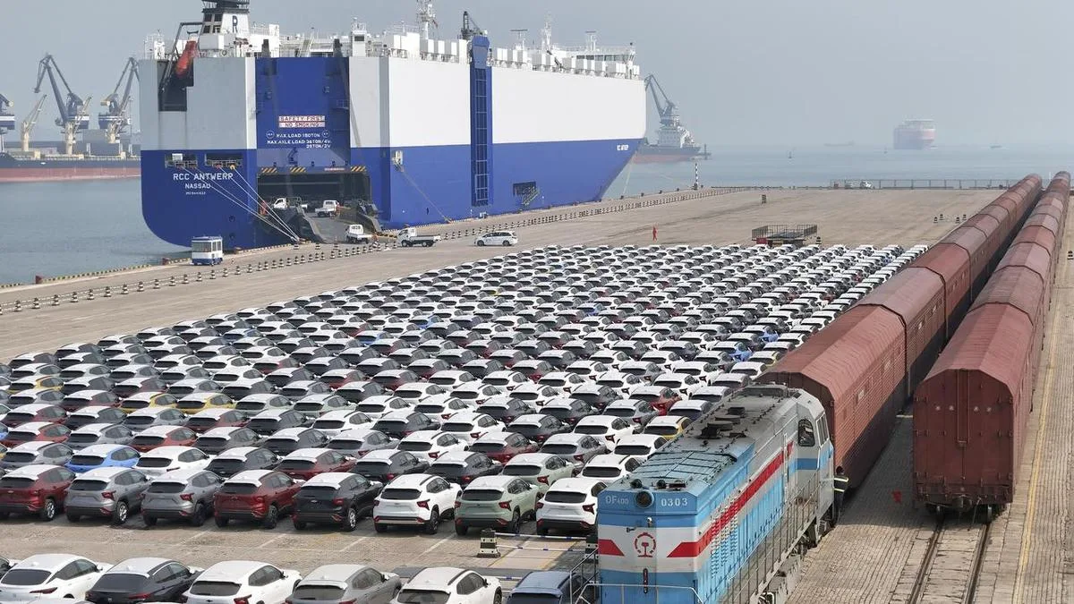 China exports surge amid pressure to rebalance trade