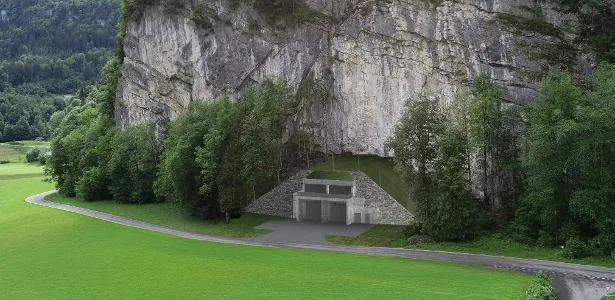 Empresa vende cavernas para super-ricos guardarem riquezas nos Alpes suíços