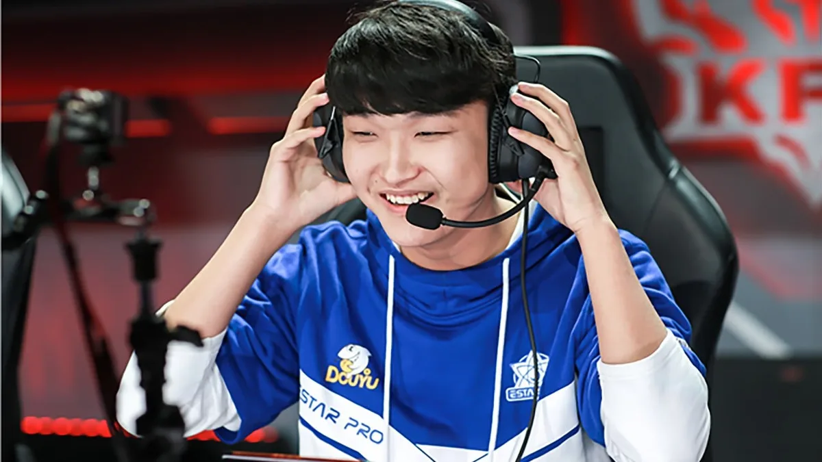 China’s ‘Cat’, Honor of Kings great, reflects on his gaming career amid the esports explosion
