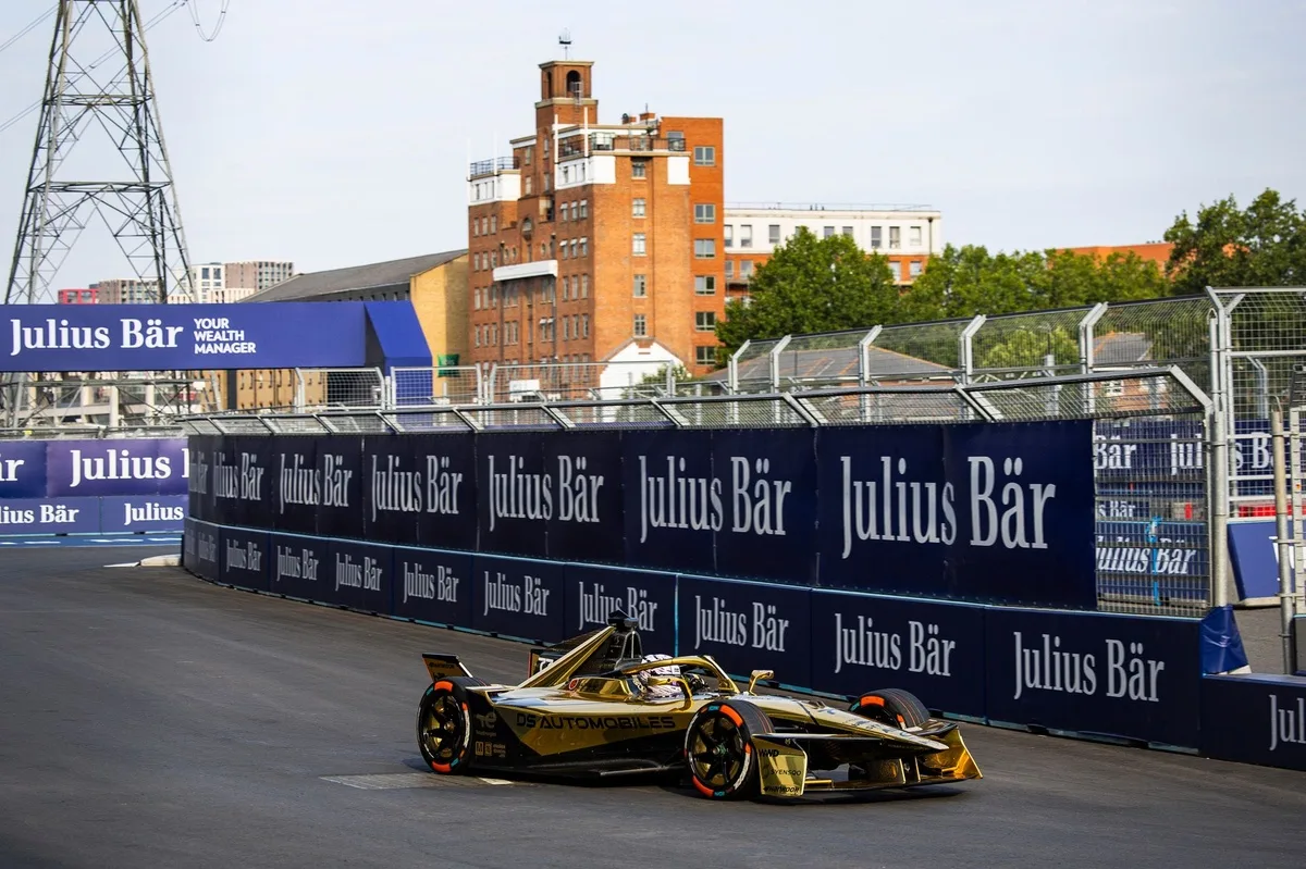Wehrlein é campeão da F-E apesar de problemas; Barnard vence corrida 2, Drugovich termina em 13º e Di Grassi abandona