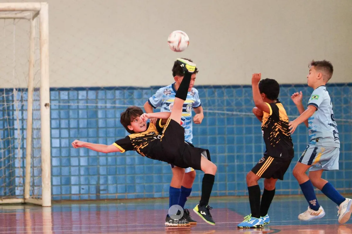 Copa Pelezinho chega à 10ª rodada com 4 jogos neste sábado