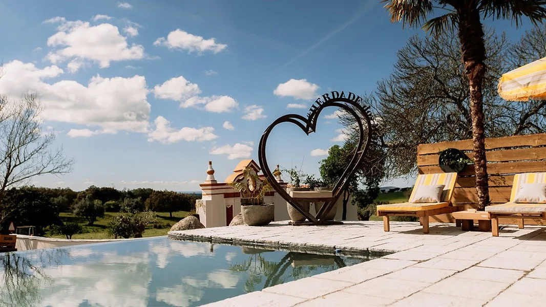 Uma casa de família, 110 hectares e uma história centenária: o novo segredo turístico do Alentejo