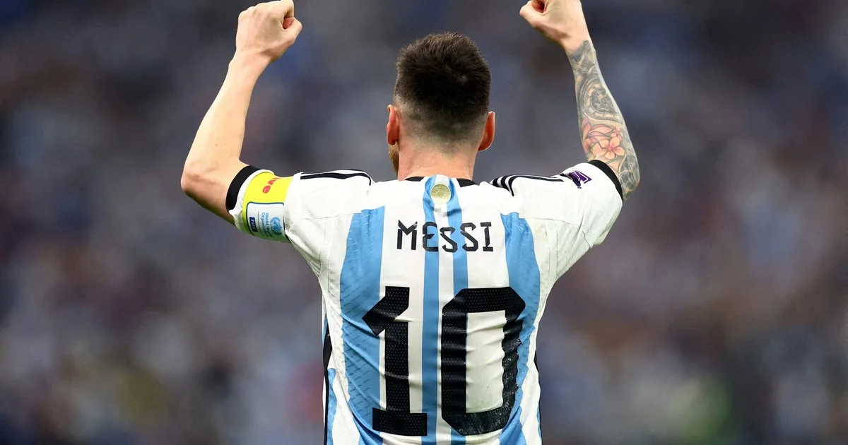 Votá en la encuesta: ¿quién debería usar la camiseta 10 de la Selección Argentina tras el retiro de Lionel Messi?
