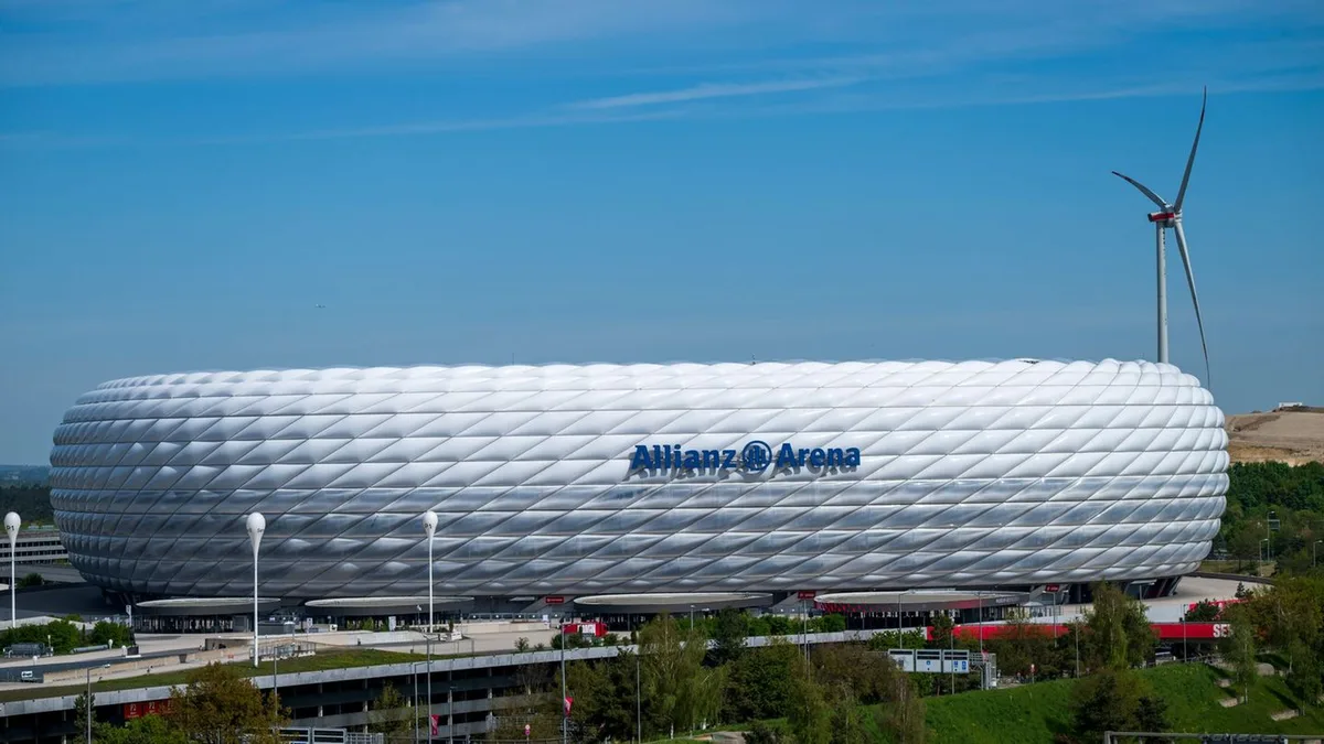 Kuriose Verwechslung: Allianz Arena auf Sydney-Marathon-Medaille sorgt für Lacher
