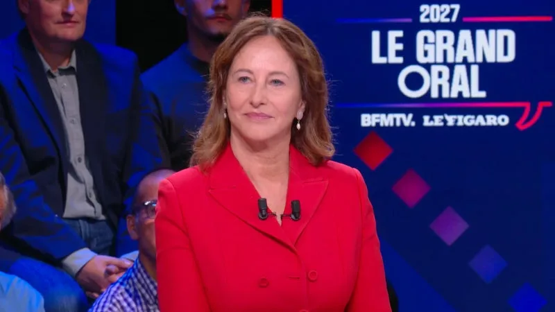 "Un stagiaire en politique": Ségolène Royal rappelée à l’ordre par la commission d'organisation de la primaire à gauche après son tacle contre Raphaël Glucksman