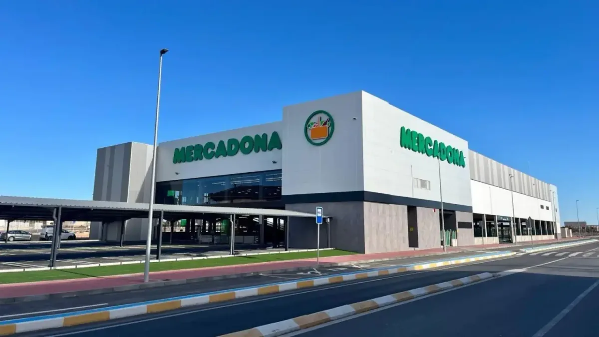 Horarios de supermercados del lunes 12 de octubre por la fiesta nacional: Mercadona, Carrefour, Día, Alcampo o Lidl