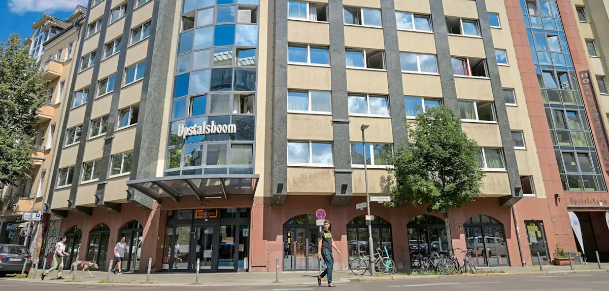 Neuköllner Stadtrat greift durch – Rumänen verlieren nach Urlaub Platz in Obdachlosenunterkunft