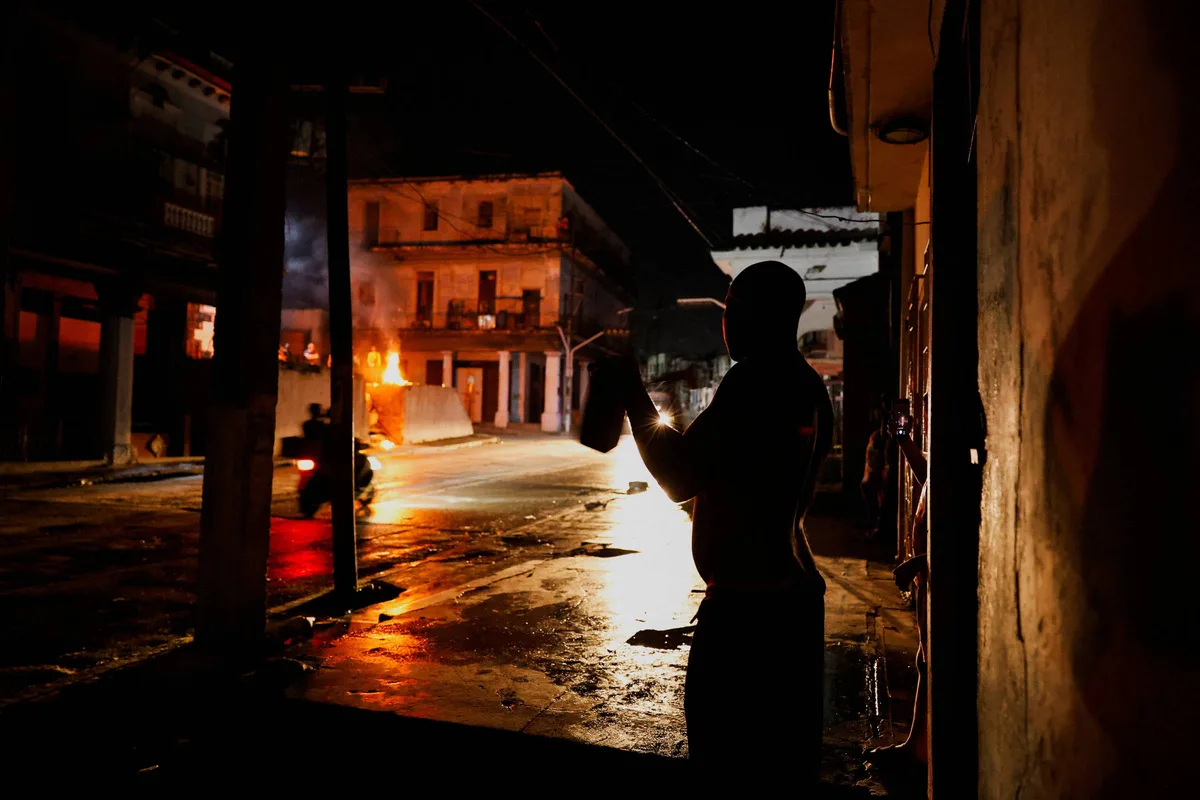 Cuba vê aumento de protestos e repressão em meio a crise com EUA, diz ONG