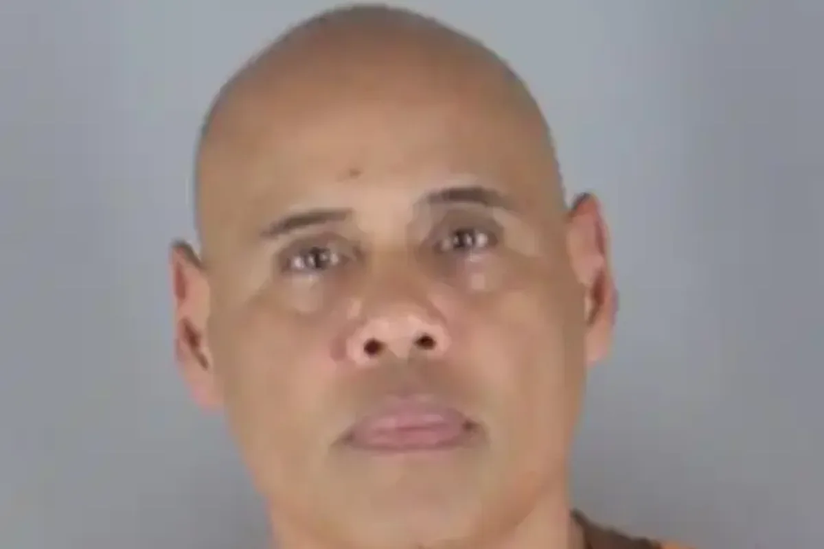ICE agent charged with shooting Venezuelan man through apartment door and lying about it