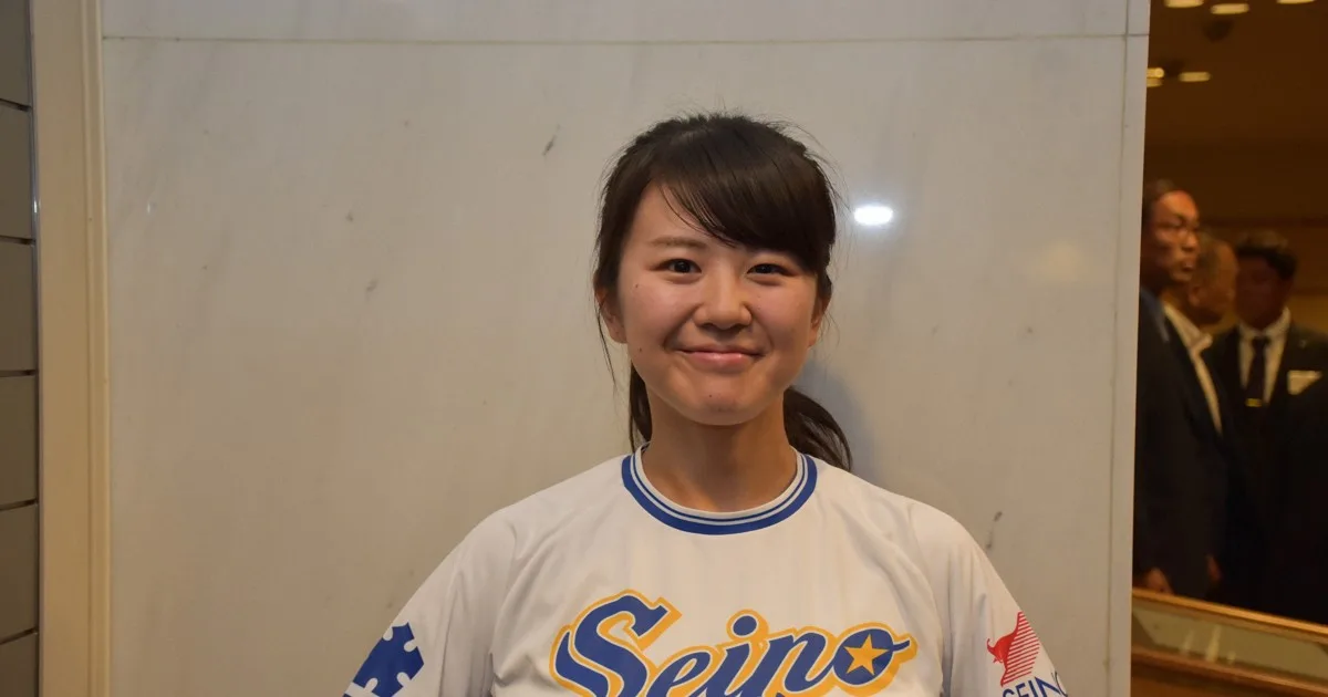「気持ちをぶつけ選手とつながる」 西濃運輸初の女性応援団長