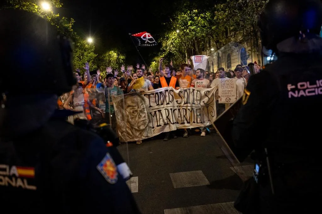 Convulsión en el Gobierno por el desahucio de Maricarmen: Sumar exige al PSOE expropiar su piso y frenar los alquileres
