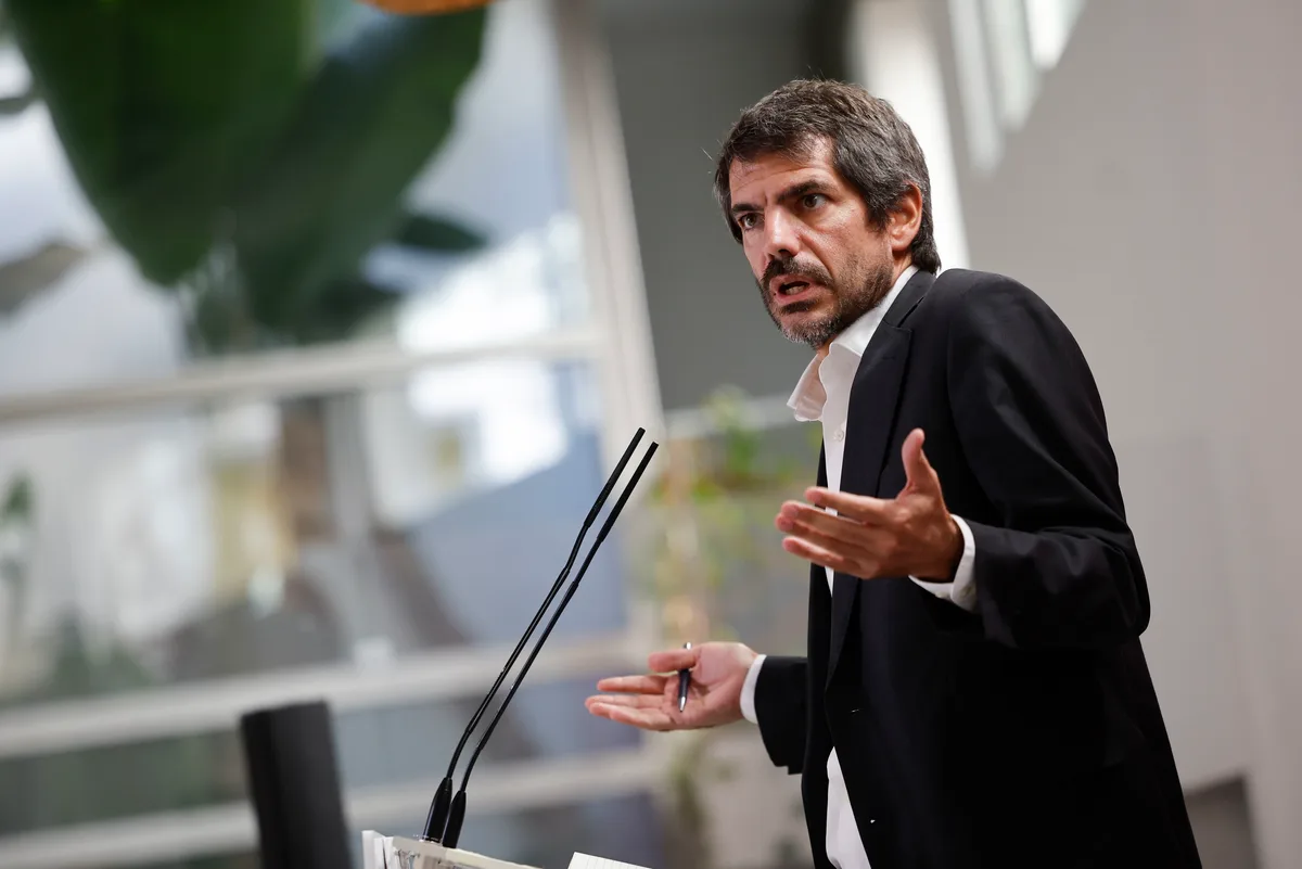 Sumar marca a Podemos la condición para un pacto: "participar en el esfuerzo" por "revalidar el Gobierno" con Sánchez
