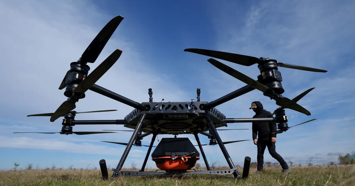 "Duelo de máquinas": así es "StarGate", el primer dron ucraniano para evacuar soldados heridos del frente