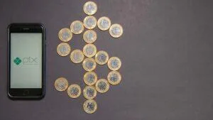 O Pix tirou 70 milhões de brasileiros do papel-moeda. O próximo passo é o crédito