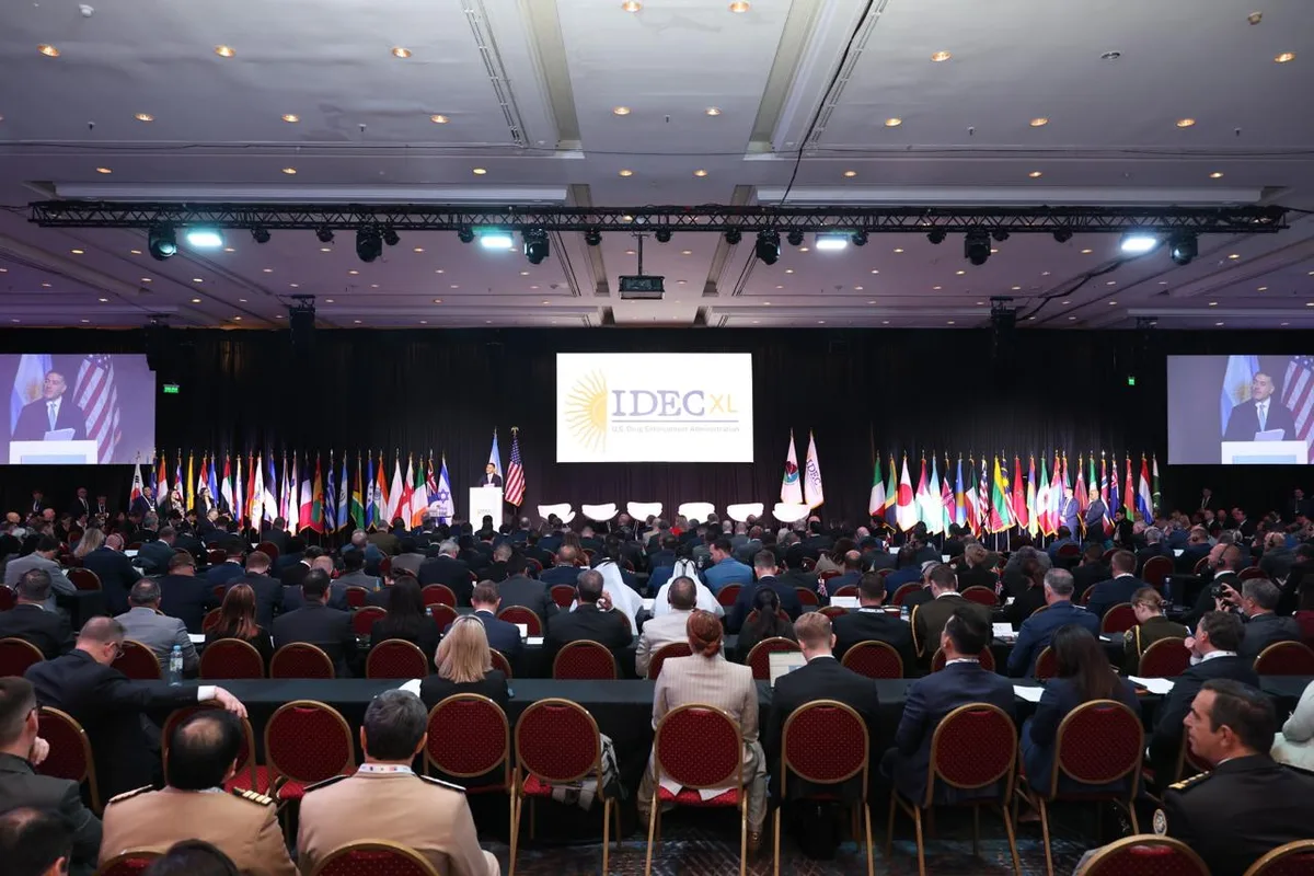 La DEA inaugura su cumbre mundial en Argentina con pedidos de mayor cooperación contra el narcotráfico