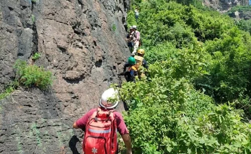 Especialistas realizan estudio para prevenir deslaves en el Chiquihuite; se reunieron habitantes junto con autoridades